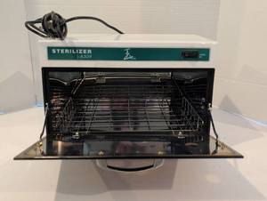 lot 1332 image: Jacle Sterilizer J-8309 Model