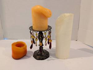 lot 1334 image: Decorative Candle Holder with Beaded Drapes and 3 Candles