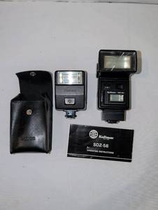 lot 1335 image: Canon Speedlite Flash and Kalimar SDZ-56 Flash with Case and Instructions