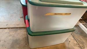 lot 1409 image: 2 Sterilite Storage Container with Lid