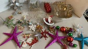 lot 1505 image: Christmas ornaments