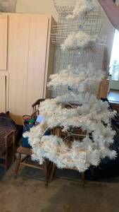 lot 1513 image: White Frosted Artificial Christmas Tree with Metal Stand and Wire Frame Base 4 ft and decorative Santa