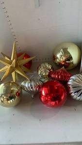 lot 1538 image: Christmas Ornament Set Gold Star Red Ball Teardrop Shaped 9 Pieces