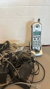 lot 1618 image: Various cords, phone and more