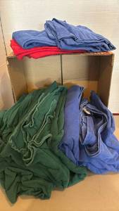 lot 1621 image: Full size flannel sheets and pillow cases
