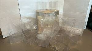 lot 1625 image: Box of acrylic cubes and lids - various sizes