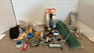 lot 1629 image: Miscellaneous Garage Items