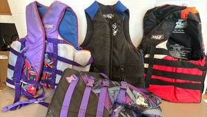 lot 1638 image: Life Jackets and Personal Flotation Devices Lot of 4