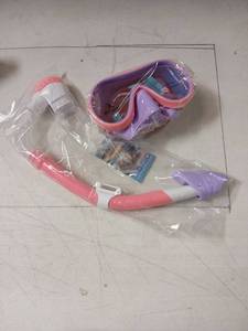 lot 1977 image: Kids Swimming Goggles and Snorkel Set Pink Purple
