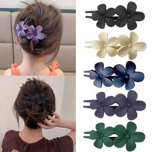 lot 19253 image: Mdscve 5Pcs Flower Flat Hair Clips for Women Matte Flat Hair Claw French Alligator Clips Non-Slip Cute Duck Billed Flat Claw Clips for Thick Hair for Girls, white,green,black,purple,blue - Retail $8