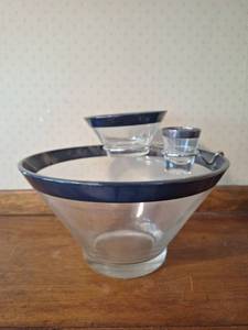 lot 35 image: Original Mid Century Dorothy Thorpe Chip & Dip Bowl Complete Set Sterling Rim