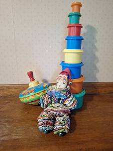 lot 40 image: Vintage Toys