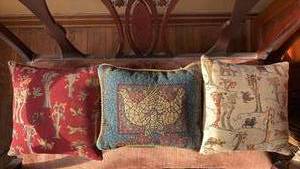 lot 52 image: Three Decorative Throw Pillows with Patterned Tapestry Stained Glass Covers