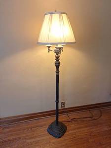 lot 106 image: Floor Lamp with Three-Arm Base and Pleated Shade