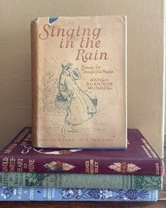 lot 137 image: Vintage Romances and Vintage Other Books