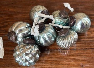lot 148 image: Vintage German Mercury Glass Ornaments