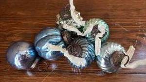 lot 149 image: Vintage Mercury Glass Ornaments