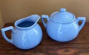 lot 168 image: Vintage Lipton Tea Creamer and Sugar Bowl