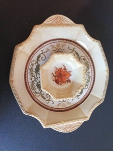 lot 1043 image: Serving Platter with Dip Bowl