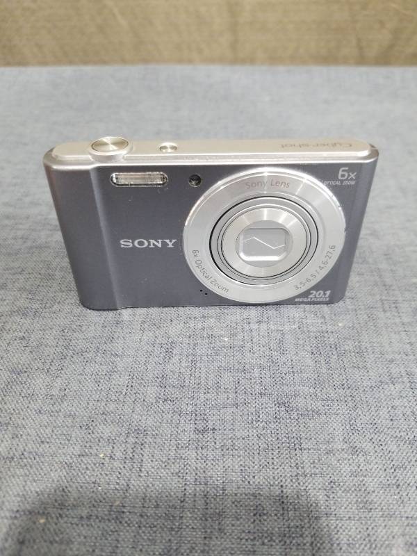 Sony Silver DSC-W810 Digital Camera with 20.1 Megapixels and 6x
