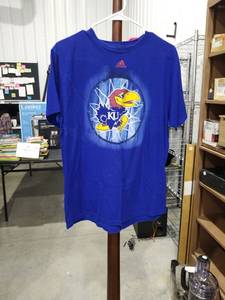 lot 2429 image: Adidas The Go-To Tee Kansas Jayhawks KU Size L