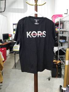 lot 2444 image: Michael Kors KORS Graphic T-Shirt LG Black 100% Cotton