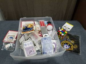 lot 2510 image: LOT OF RANDOM ITEMS