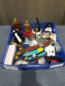 lot 2511 image: Mixed Lot Accessories Jewelry Watches Fragrance Figurines Tray