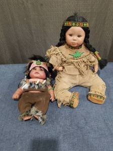 lot 2548 image: 2 Native American Style Dolls with Beaded Clothing and Headbands