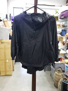 lot 2578 image: The North Face Womens Hooded Jacket MM Black
