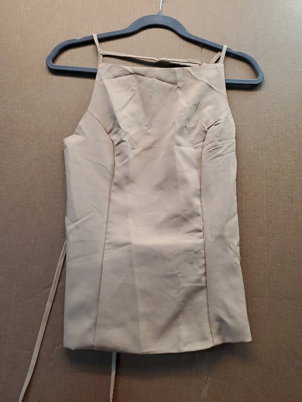 lot 38010 image: Womens Spaghetti Strap Cami Top Open Back, M - Retail $12