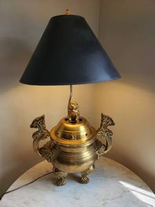 lot 100 image: Vintage Chinese Style Brass Incense Burner Table Lamp with Foo Dog Finial & Dragon Handles