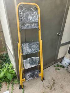 lot 146 image: 3-Step Folding Step Stool  Utility Ladder with Project Tray