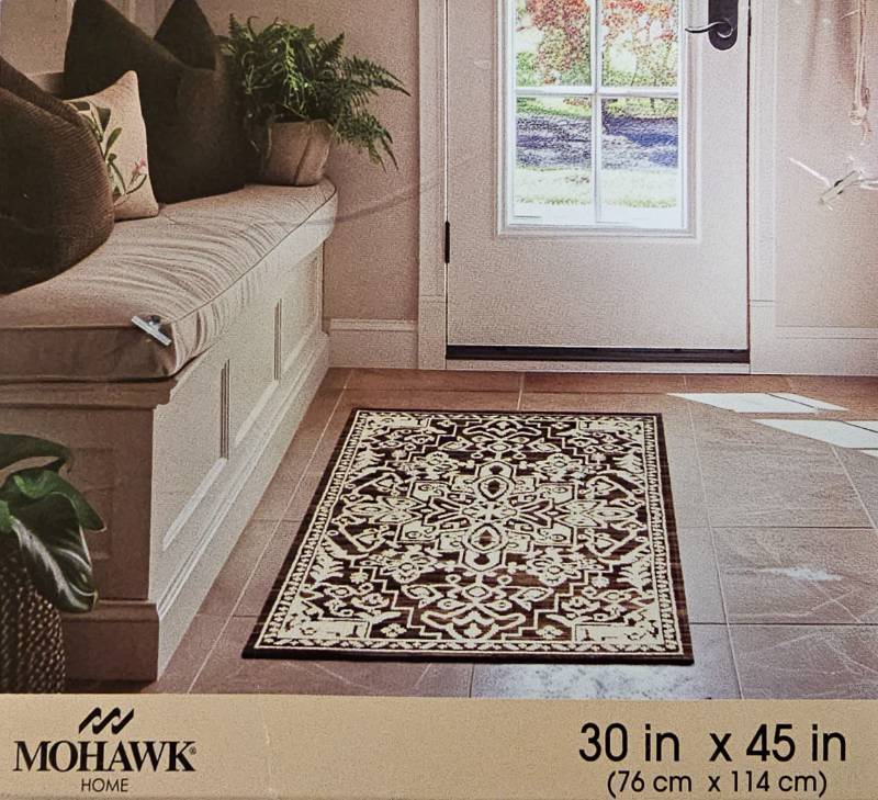 lot 20117 image: Mohawk Home Medallion Area Rug 30x45 - Retail $50