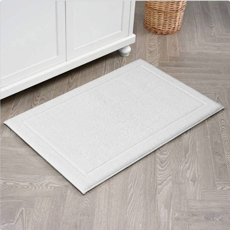 lot 20118 image: White Cotton Bath Mat with Border Design - Retail $15