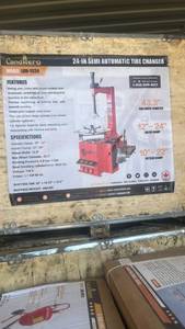 lot 702 image: Tire changer lhr-tc24