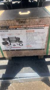 lot 752 image: Landhonor LHR-EW25000 Electric Winch 25000 lbs 8hp 12V