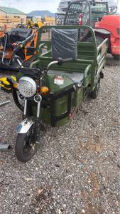 lot 421 image: Electric Tricycle Cargo Trike with dump does not work