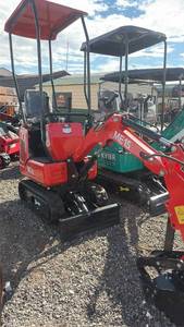 lot 375 image: Mini Excavator ME15 BB