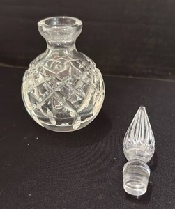 lot 1012 image: Waterford crystal perfume holder