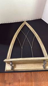 lot 1025 image: Rustic farmhouse cathedral arch wall shelf 24x17