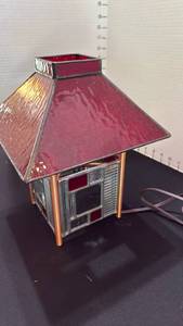 lot 1031 image: Lamp similar to stained glass 11x8.5