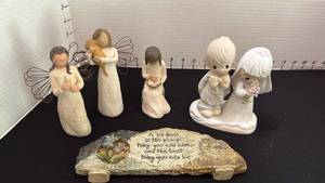 lot 1035 image: Precious Moments, 3 Willow Tree figurines and plaque