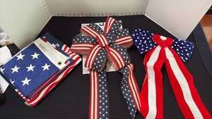 lot 1089 image: American Flag and Bows