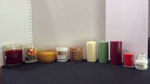 lot 1090 image: Candles, Hallmark, Better Homes & Gardens, and More