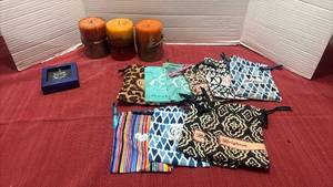 lot 1236 image: Candles and more