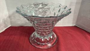 lot 2021 image: American Fostoria Flared Vase