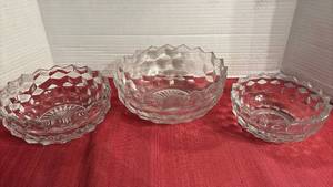 lot 2025 image: American Fostoria Bowls