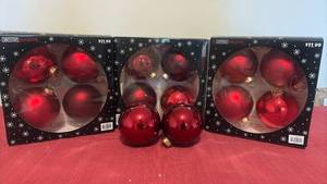 lot 2127 image: Christmas Ornaments