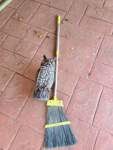 lot 4006 image: Plastic Owl and Broom